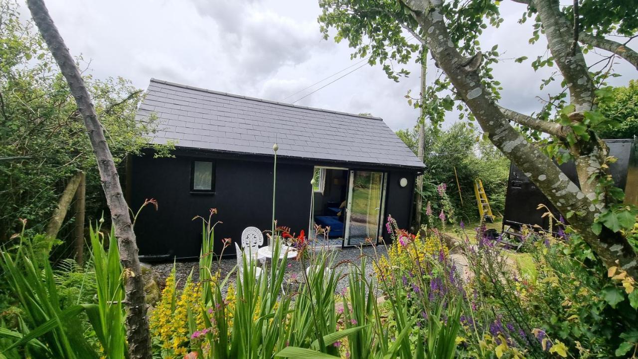Hallegan Annexe With Private Garden And Woodland カムボーン エクステリア 写真